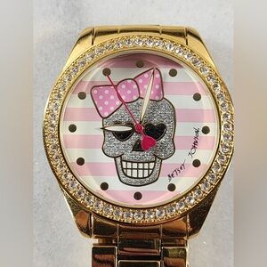 Betsey Johnson skull watch
